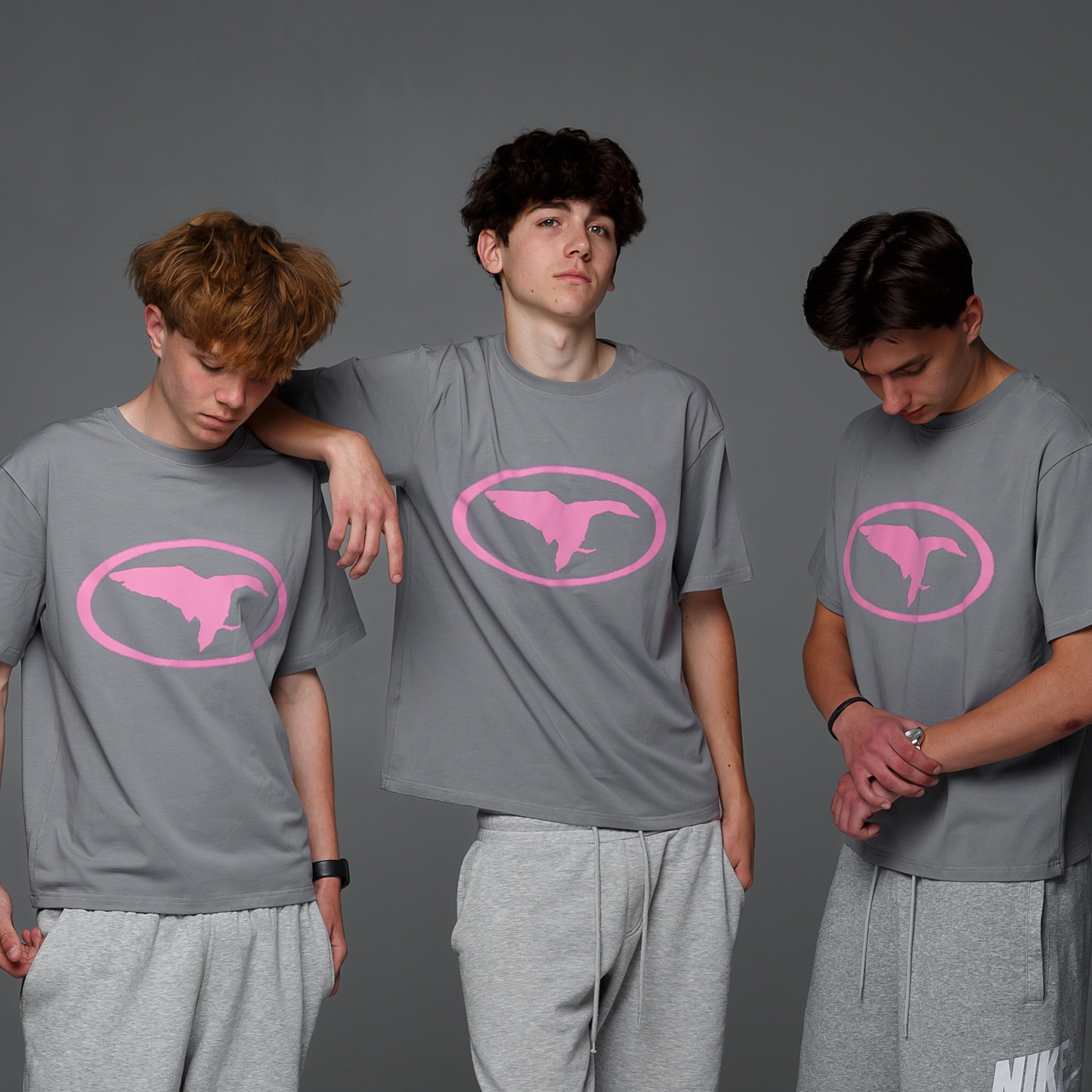 DUCK CLUB T-SHIRT — GRAY